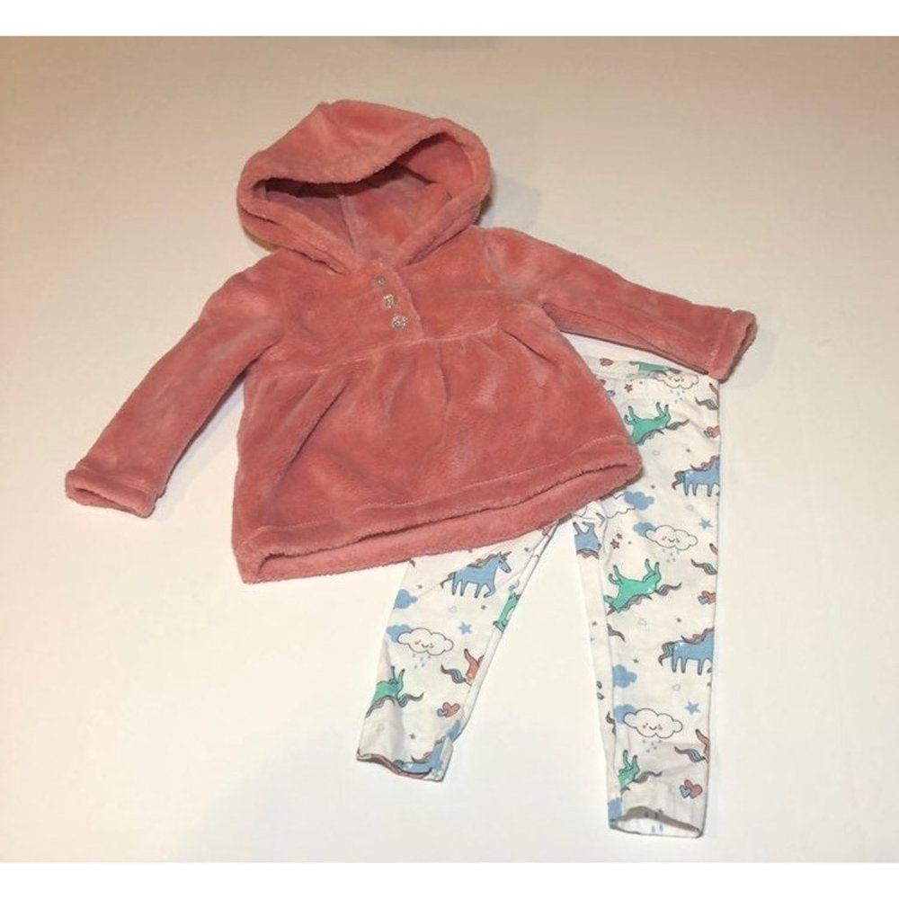 2/$20  Carters Unicorn Outfit size 9 months
